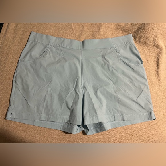 Columbia Black and Light Blue Shorts Bundle Women’s 3X - Picture 5 of 7